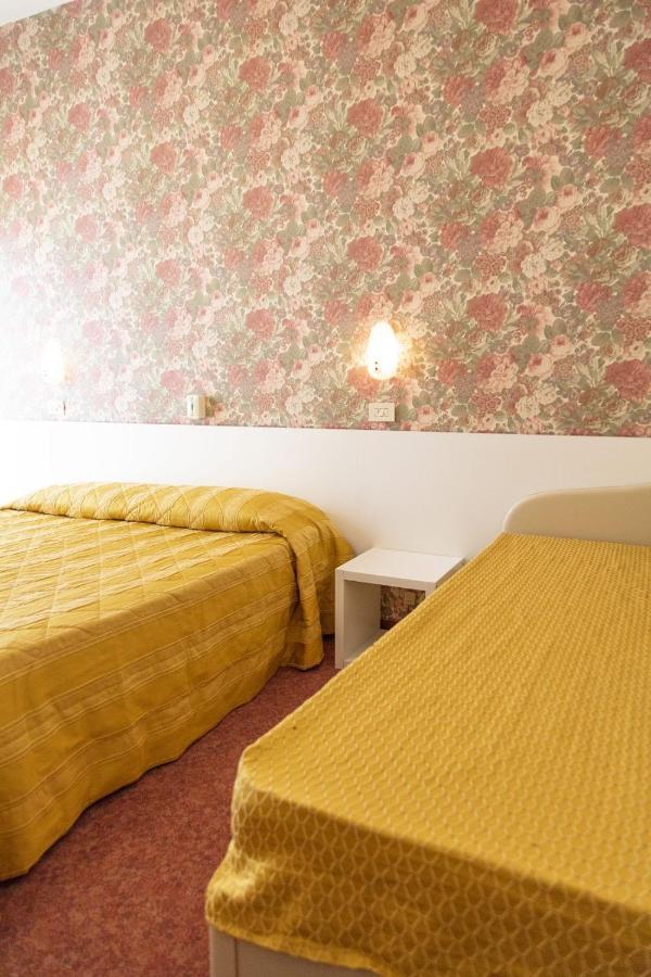 Hotel Igea Spiaggia Bellaria-Igea Marina Esterno foto