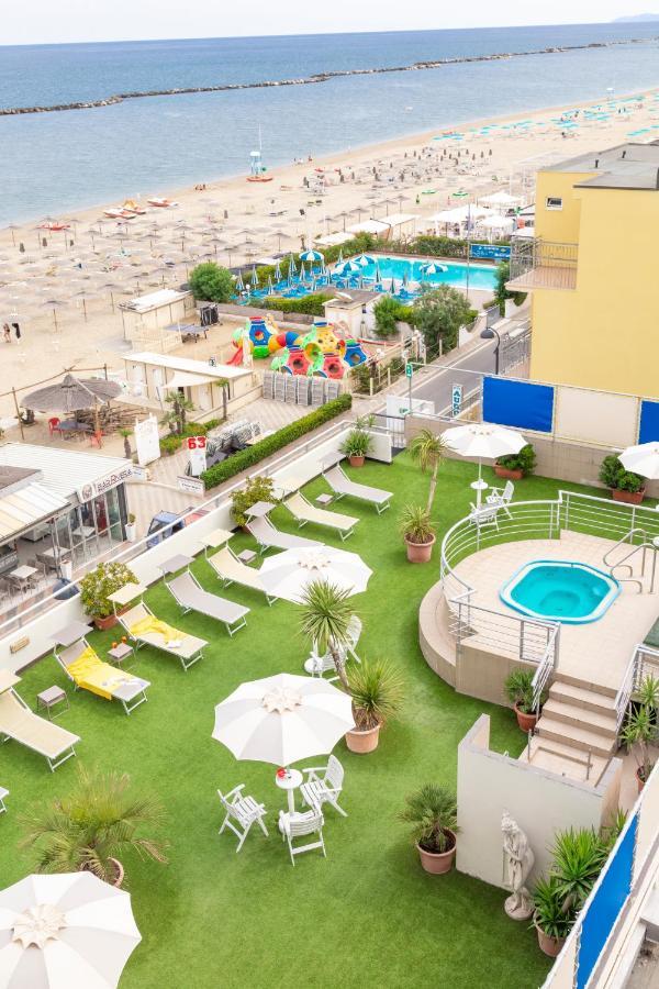 Hotel Igea Spiaggia Bellaria-Igea Marina Esterno foto