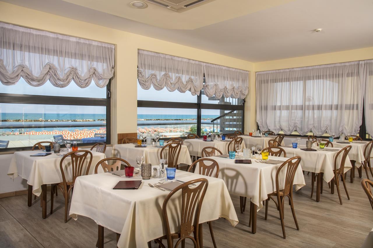 Hotel Igea Spiaggia Bellaria-Igea Marina Esterno foto